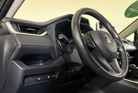 Toyota RAV 4 2021 года с пробегом 105 040 км, фото 11