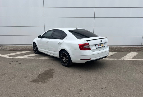ŠKODA Octavia 2017 года с пробегом 460 200 км, фото 6