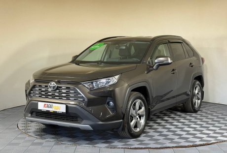 Toyota RAV 4 2021 года с пробегом 105 040 км, фото 1