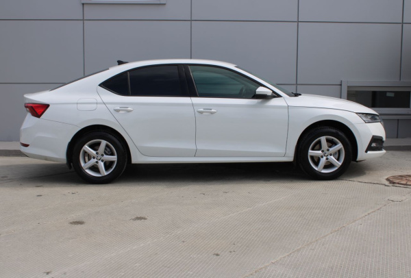 ŠKODA Octavia 2021 года с пробегом 70 098 км, фото 5