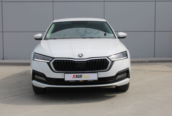 ŠKODA Octavia 2021 года с пробегом 70 098 км, фото 2