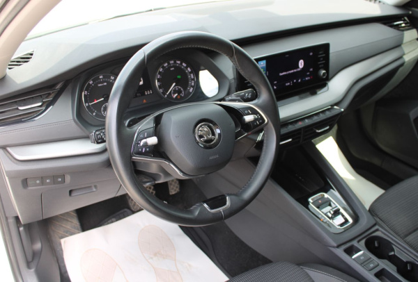 ŠKODA Octavia 2021 года с пробегом 70 098 км, фото 17