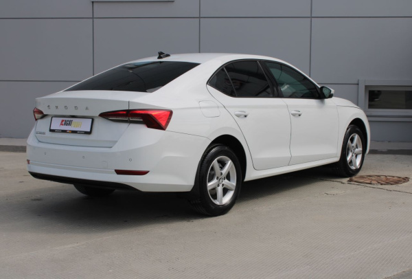 ŠKODA Octavia 2021 года с пробегом 70 098 км, фото 6