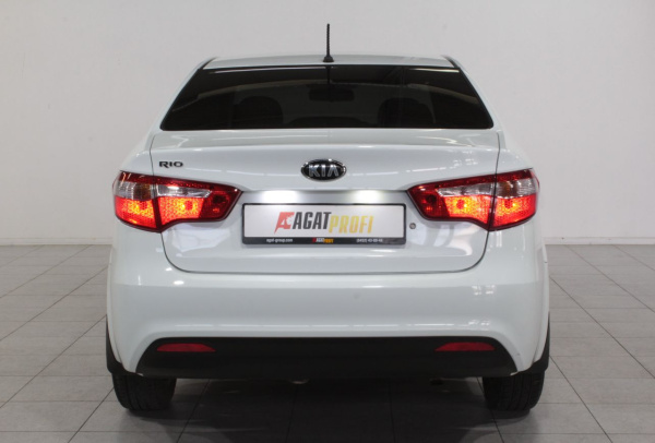 Kia Rio 2014 года с пробегом 66 807 км, фото 6