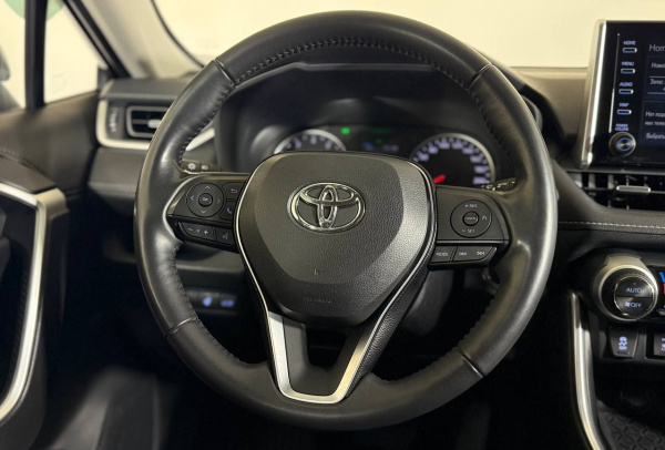 Toyota RAV 4 2021 года с пробегом 105 040 км, фото 16