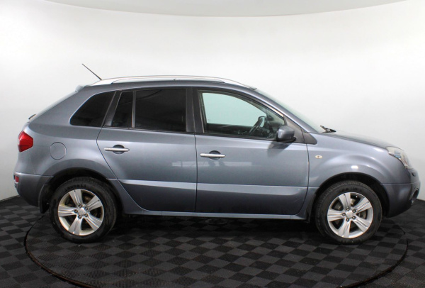 Renault Koleos 2009 года с пробегом 199 273 км, фото 4