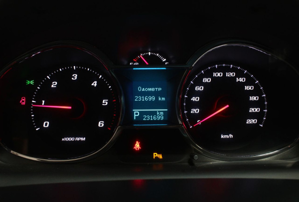Chevrolet Captiva 2014 года с пробегом 231 700 км, фото 13