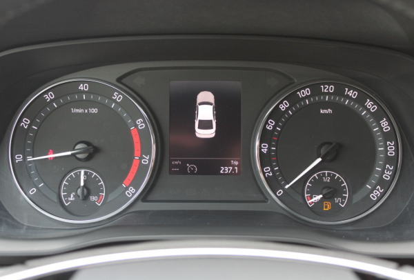 ŠKODA Octavia 2021 года с пробегом 70 098 км, фото 15